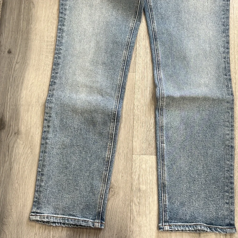GRLFRND NWT Cassidy Jeans straight high La brea rise 26 stretchy - Picture 6 of 10